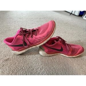 Nike Free 5.0 Running Shoes 725114-600 Pink Youth Girl's Sz 7Y (9 Women’s)